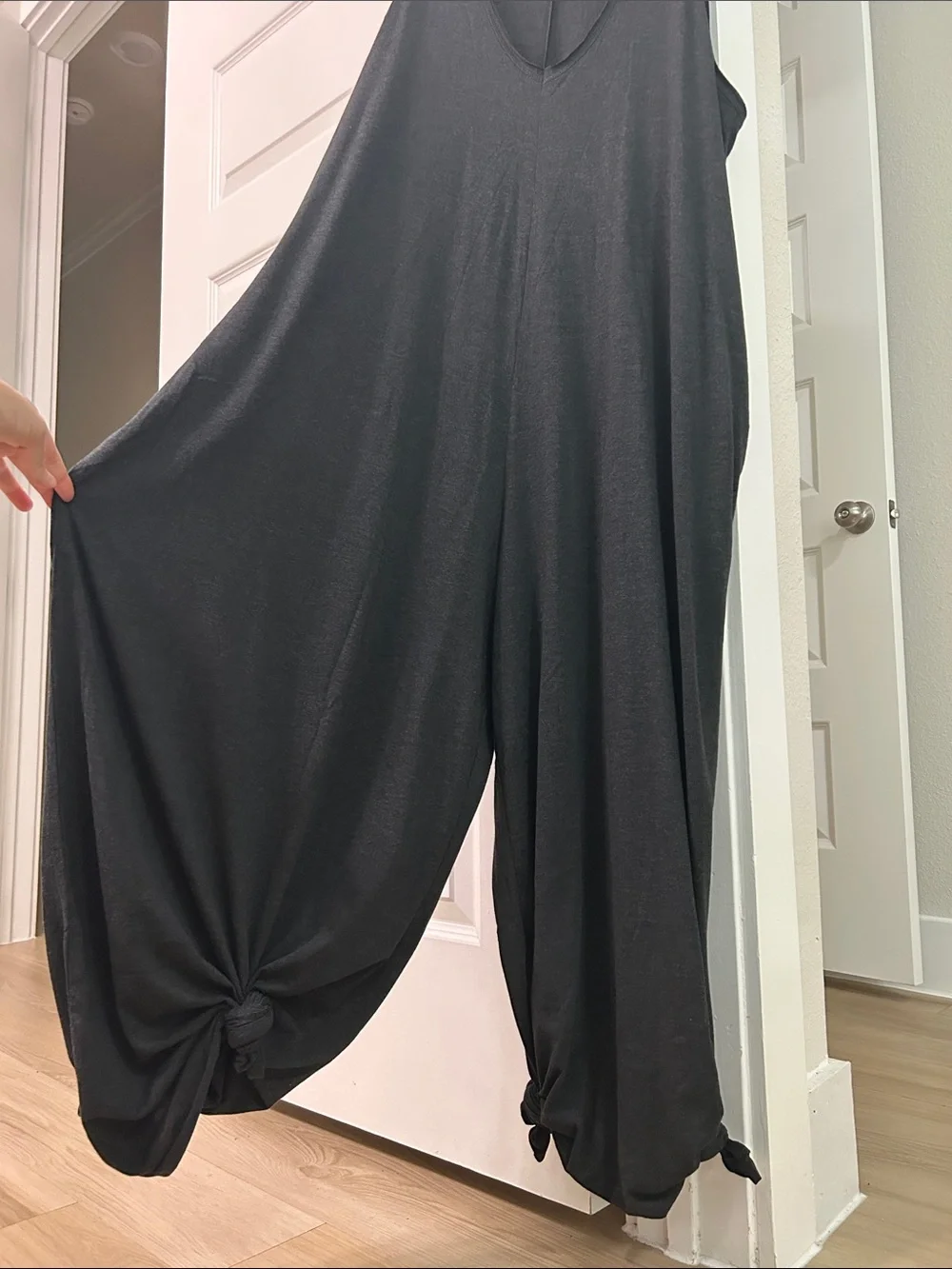 NWOT Natural Life one size Wide-Leg V-Neck Jumpsuit - Picture 6 of 10